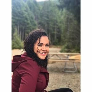 Meet your Posher, Namara